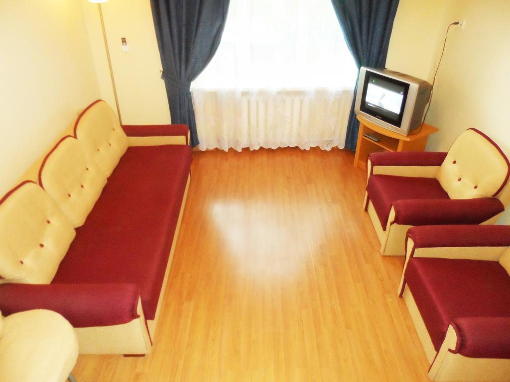 Apartment On Skorykovskyi Lane 4 ドニプロペトロウシク エクステリア 写真
