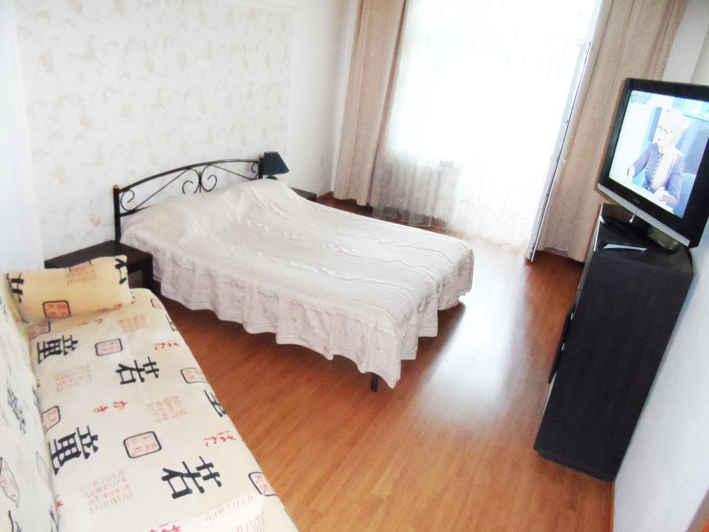 Apartment On Skorykovskyi Lane 4 ドニプロペトロウシク エクステリア 写真